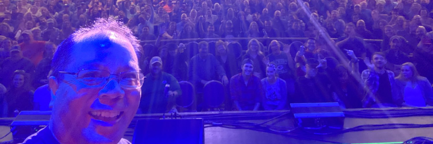 Edgar Sandoval banner