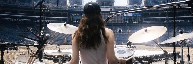 zoofster's profile banner image