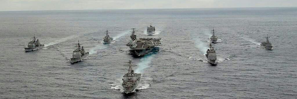 서울토박이 전투적 민주주의 banner