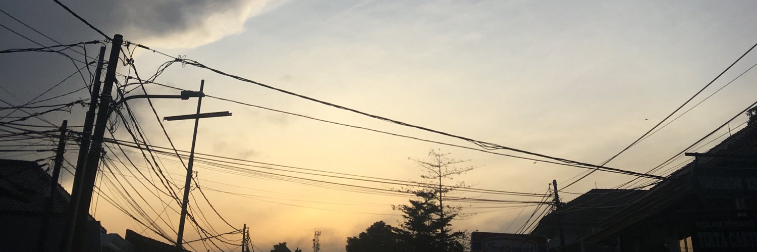daniaprians's profile banner image