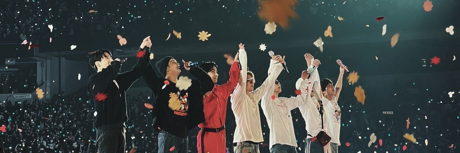 - banner