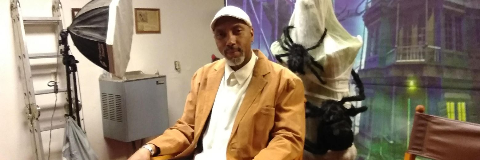 Horror Novelist banner