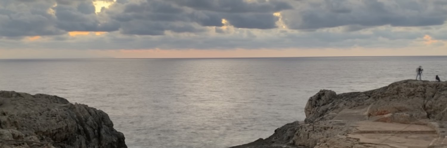 hector_roig's profile banner image