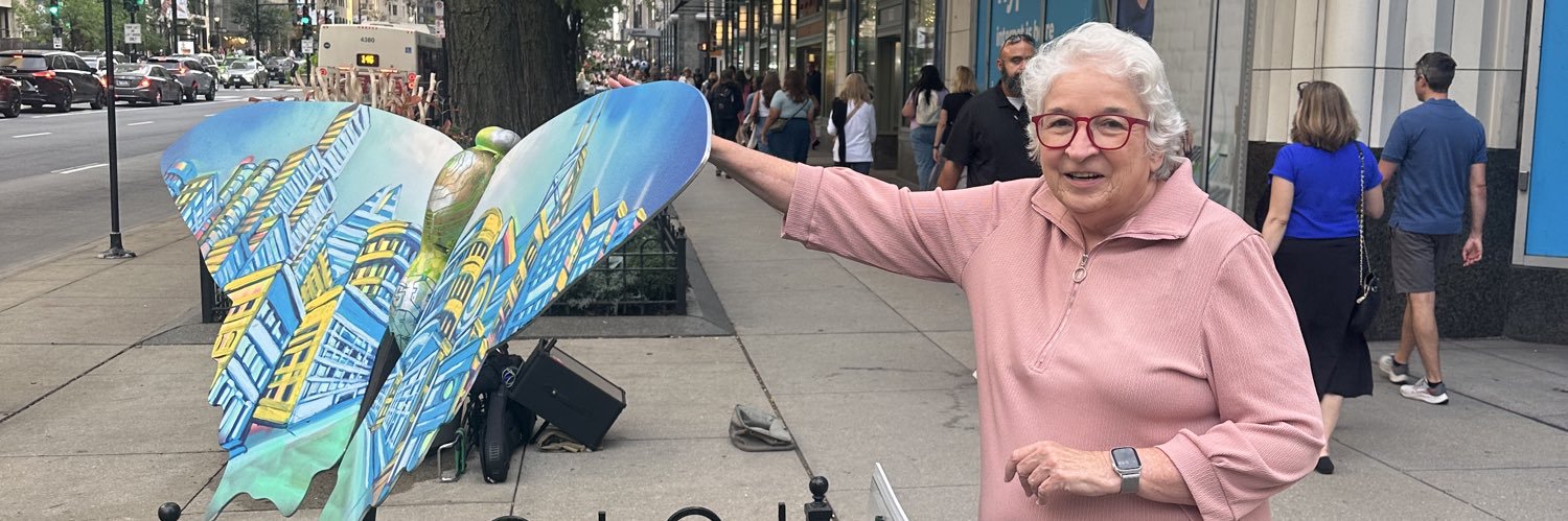 YVConnie's profile banner image