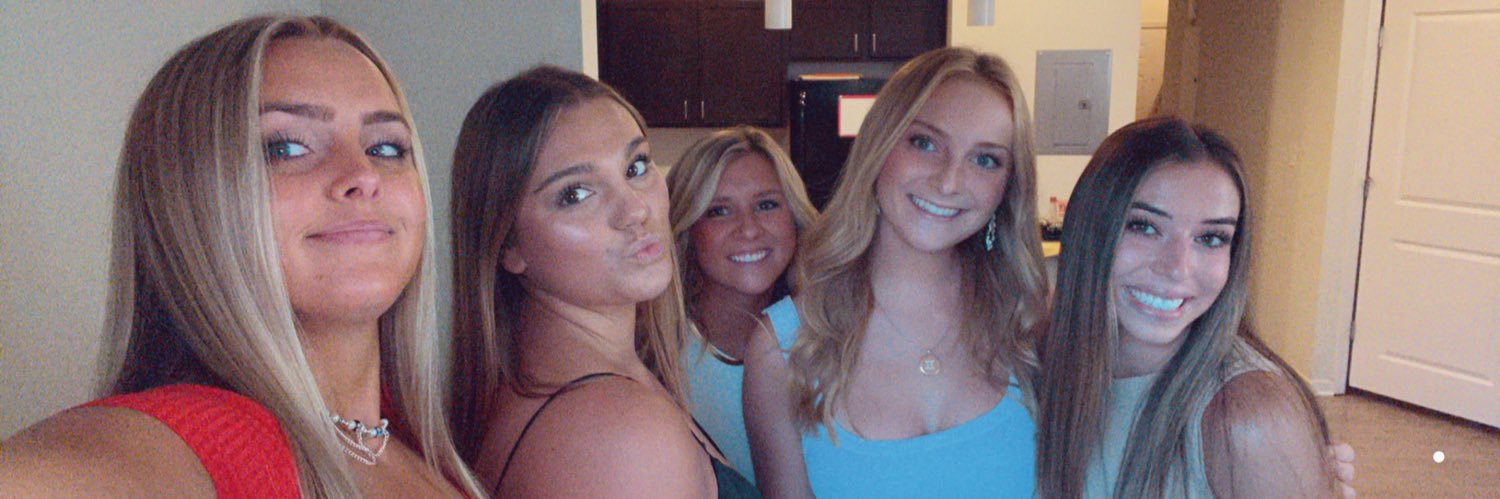 sarahbuoy_'s profile banner image