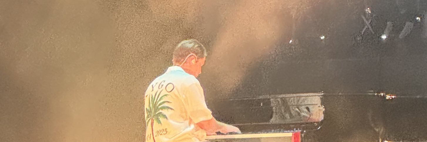 ery🌴🌴 banner