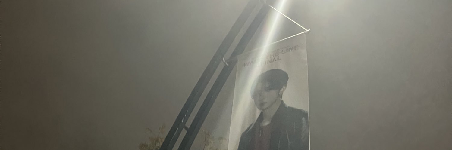 𝒮 banner