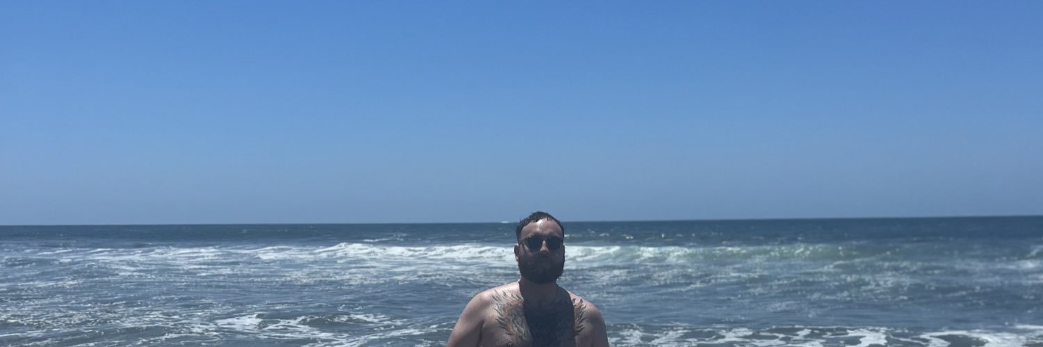 ItsAzalea_'s profile banner image