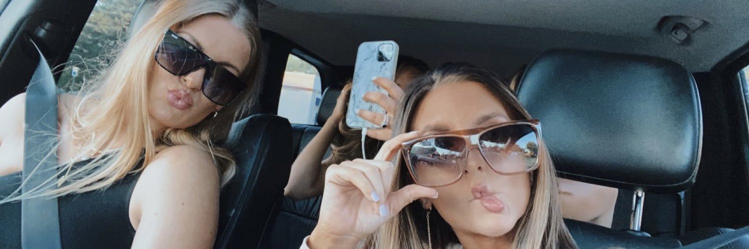 hailey_minton's profile banner image