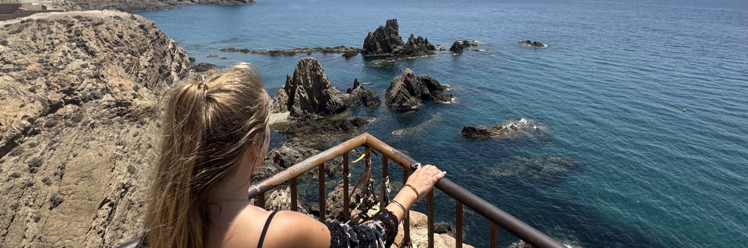 MariaRuiz_24's profile banner image