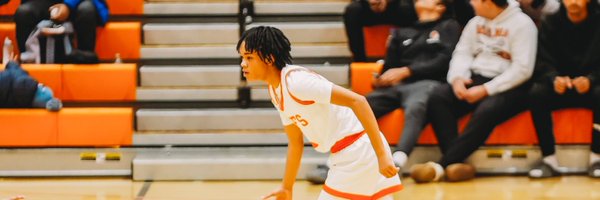 ZariaVann3 Profile Banner