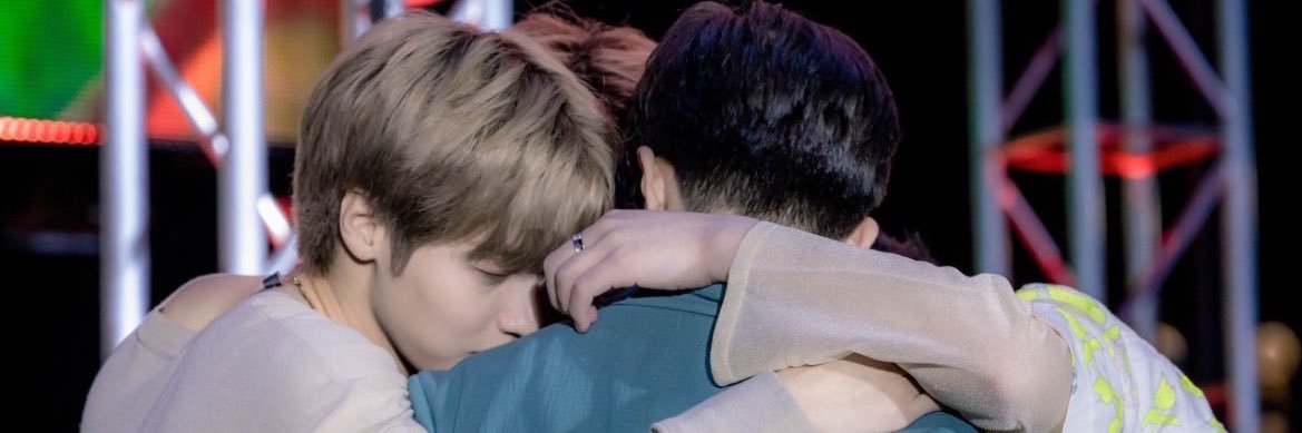 운 banner