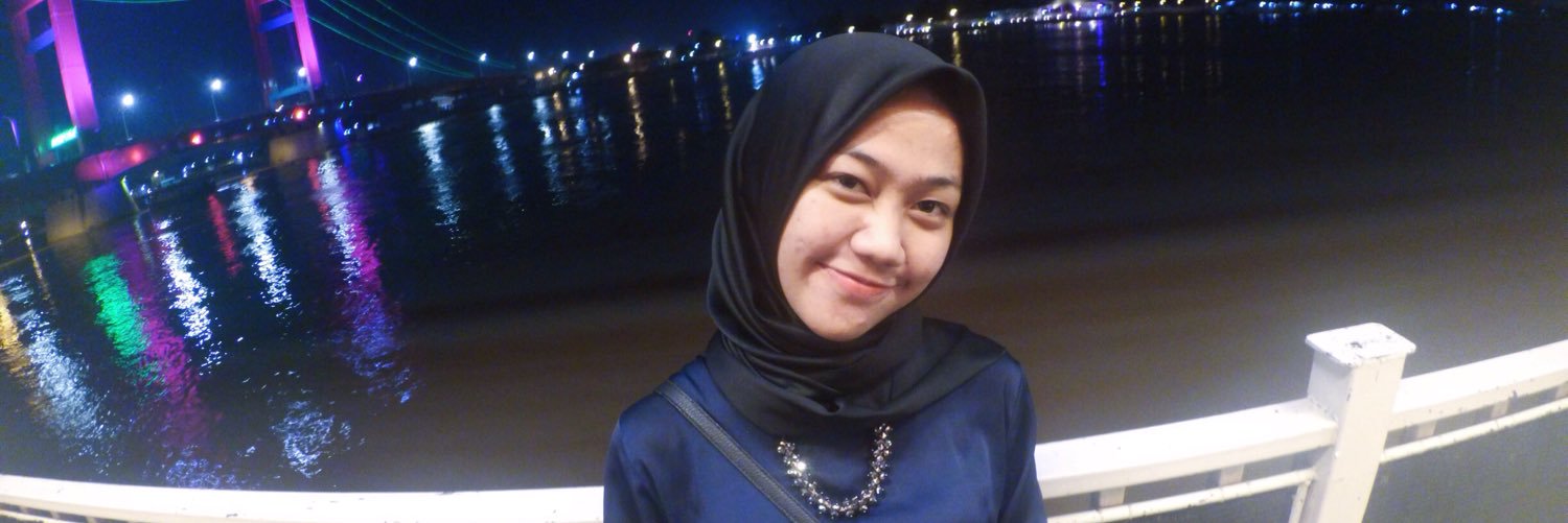 AmelKeylani's profile banner image