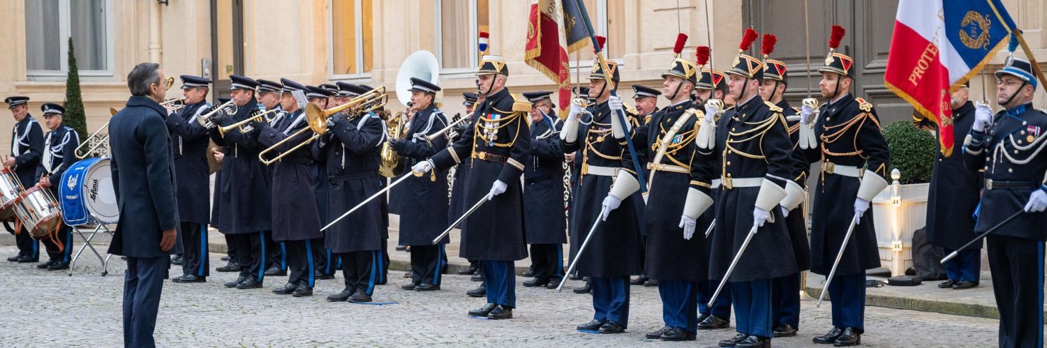 Ministre de l'Intérieur's banner