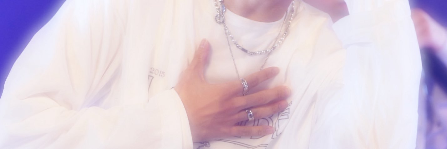 ♫ banner