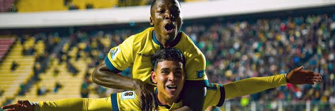 KendryPaez_100's profile banner image