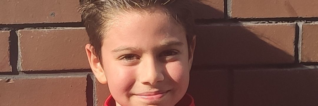 uearas's profile banner image