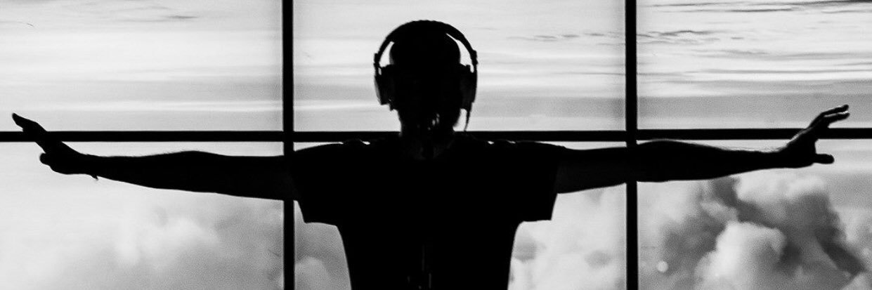 Ichuve's profile banner image