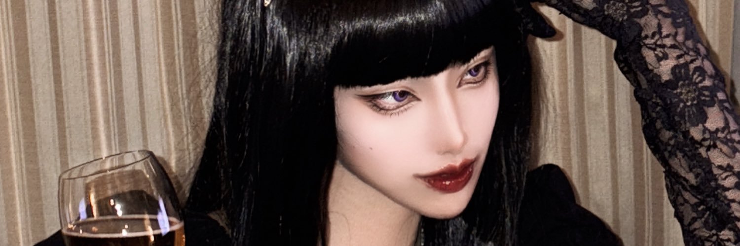 mya_d22m's profile banner image