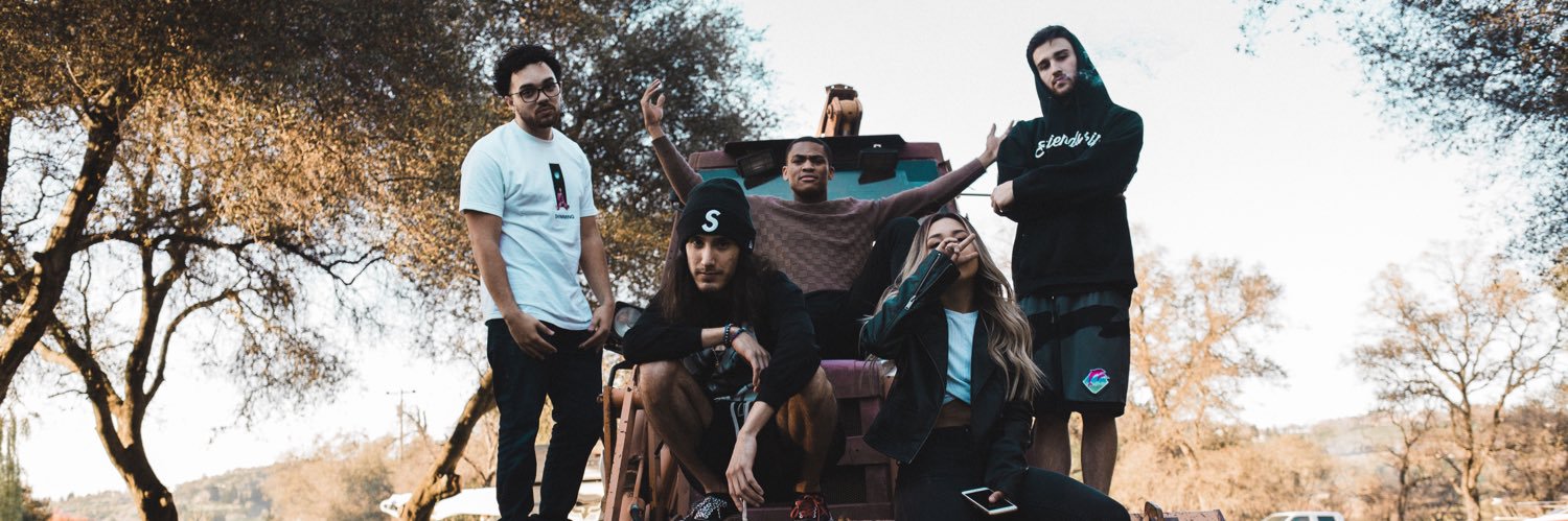 lilCinnaa's profile banner image