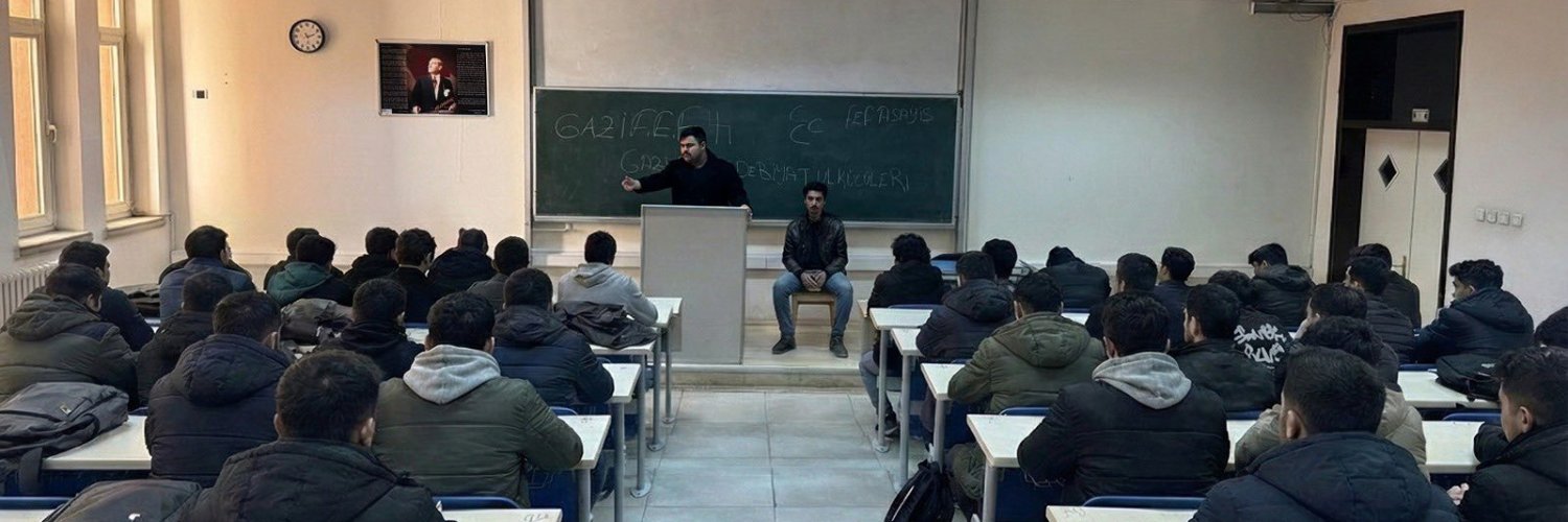 Emirhan Sarı banner