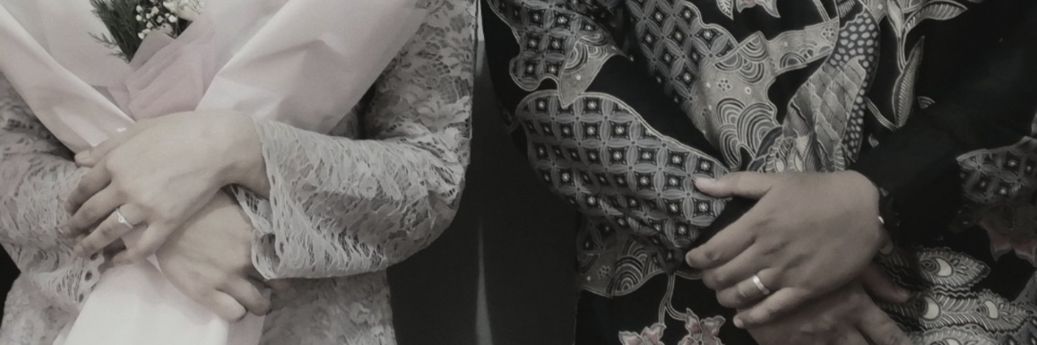 ayusew's profile banner image
