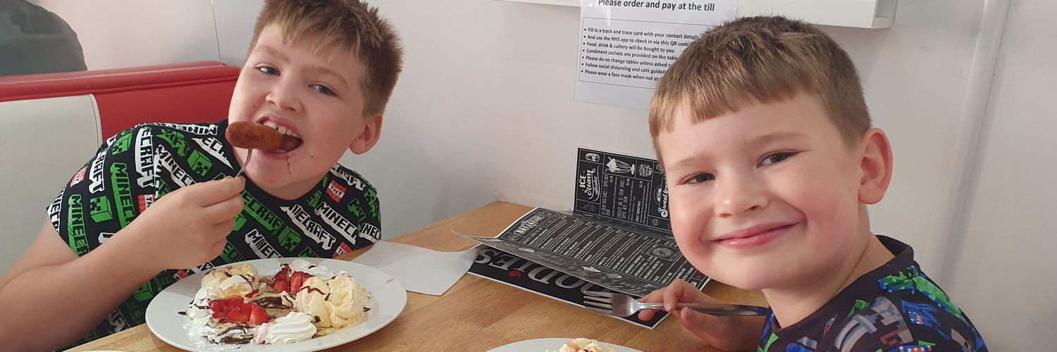 Elispops's profile banner image