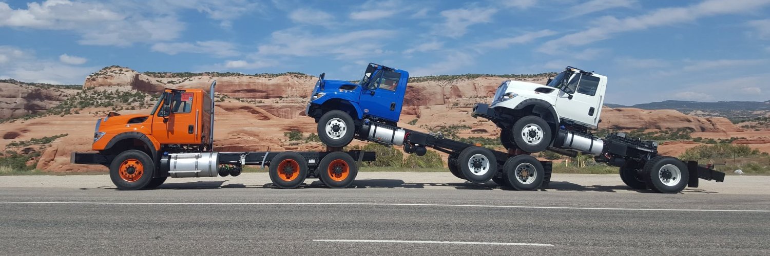 TruckMovers 的个人资料封面