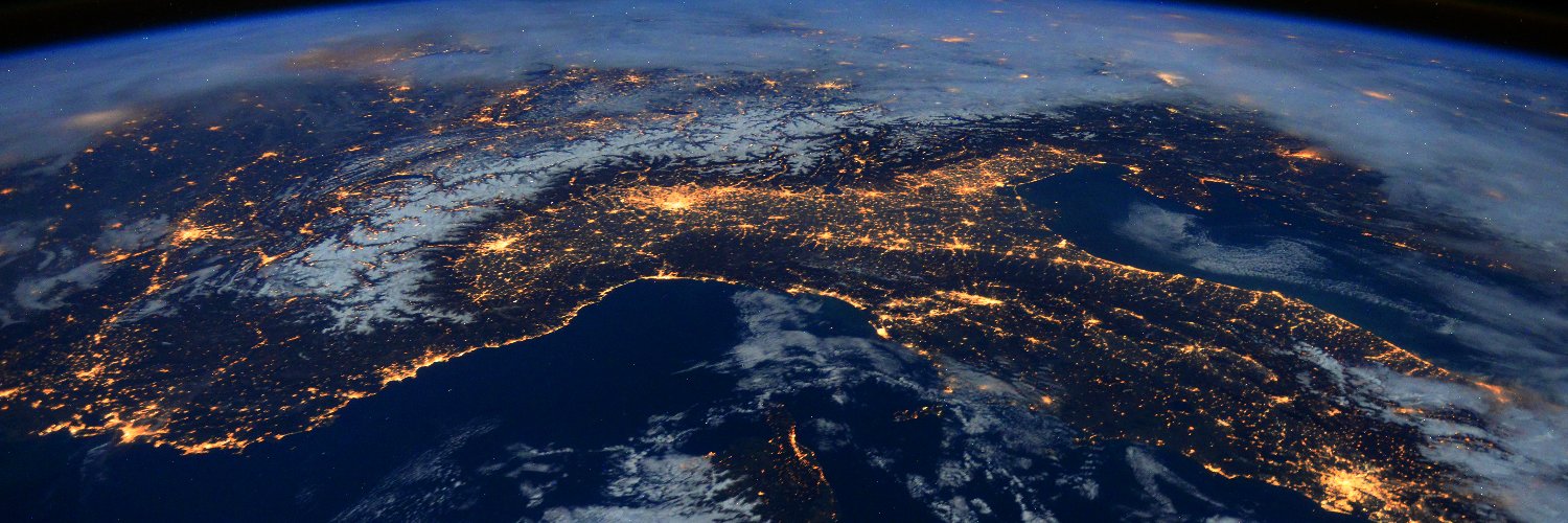 Trump Daily News banner