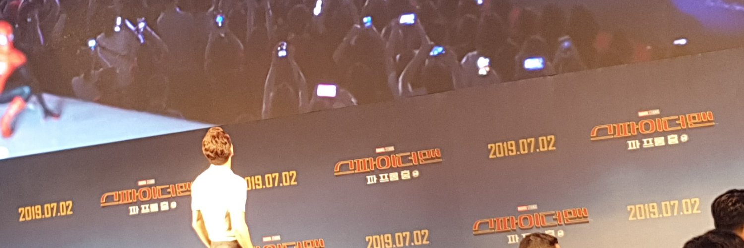 benbenintothe's profile banner image