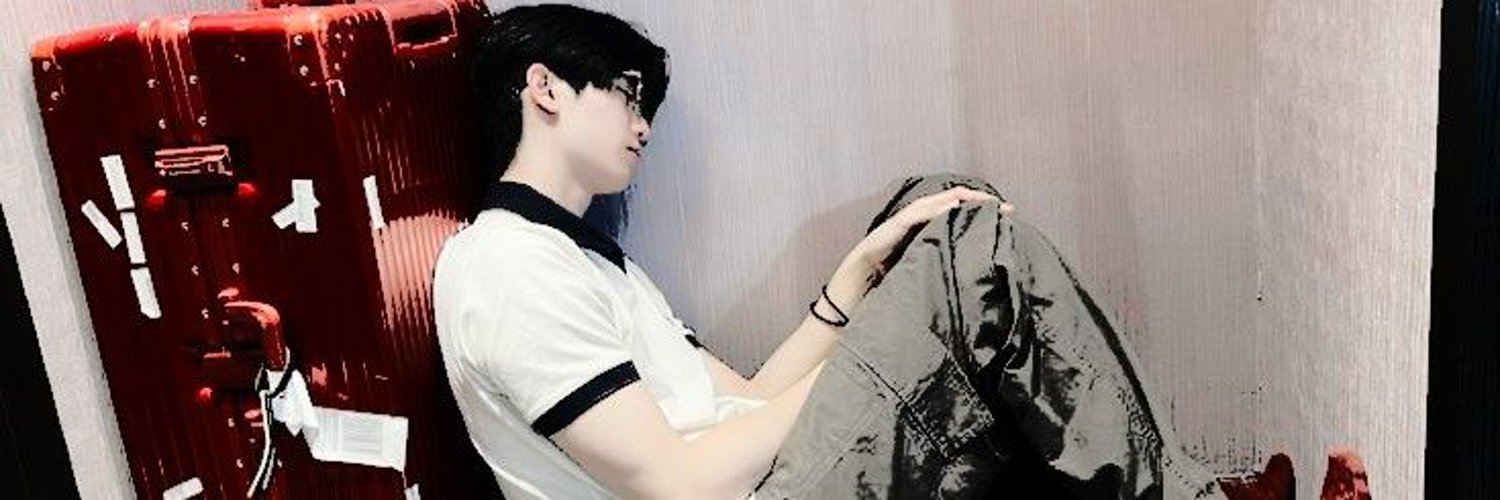 𝓨𝒖𝒊é𝒏 banner