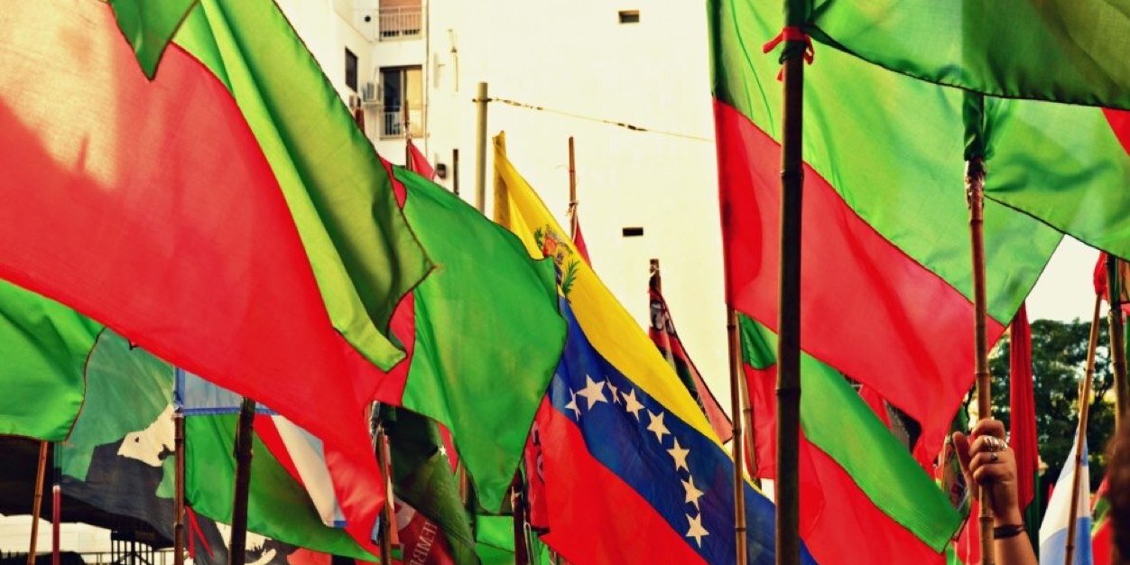 julia felicidad 💚 banner