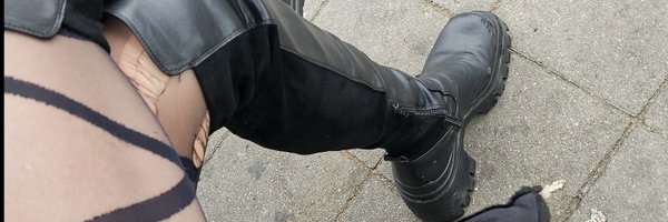 _emmy_emm Profile Banner