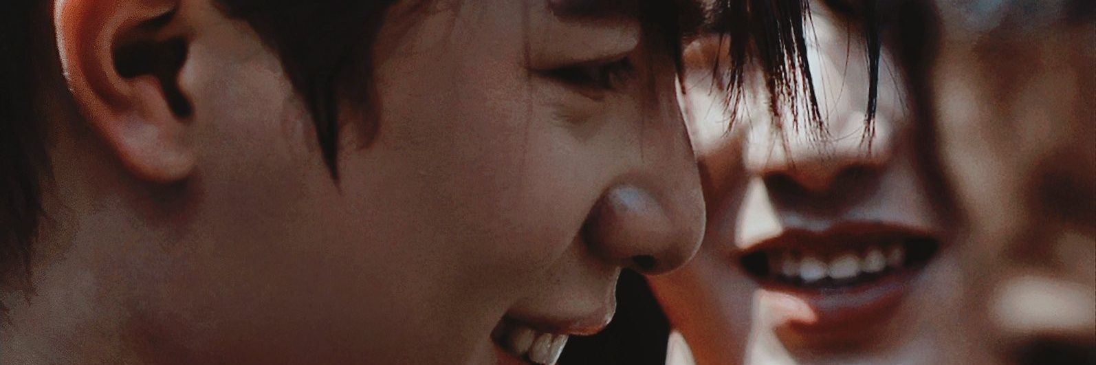esmotee's profile banner image