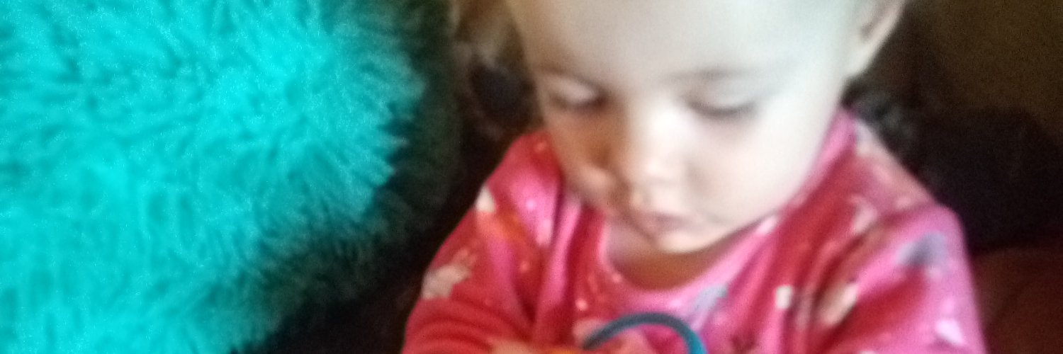 michellekneece8's profile banner image