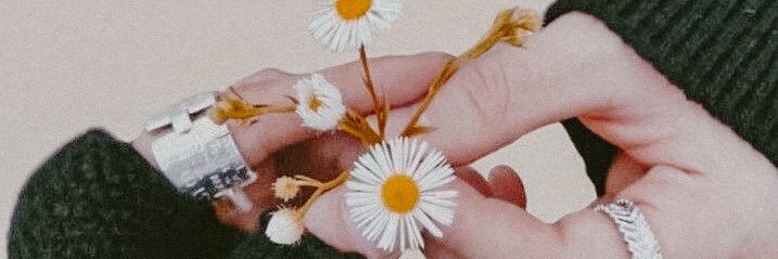 c_urtney's profile banner image