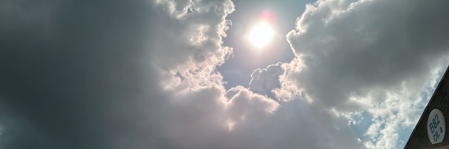 AngiieSuarez3's profile banner image