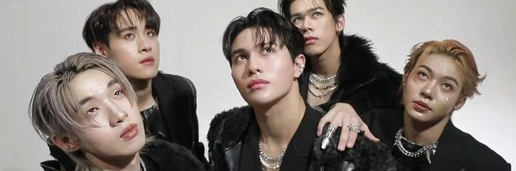 𝐥y𝕜n𝐭ro͞p𝕚a ⋆ ! banner