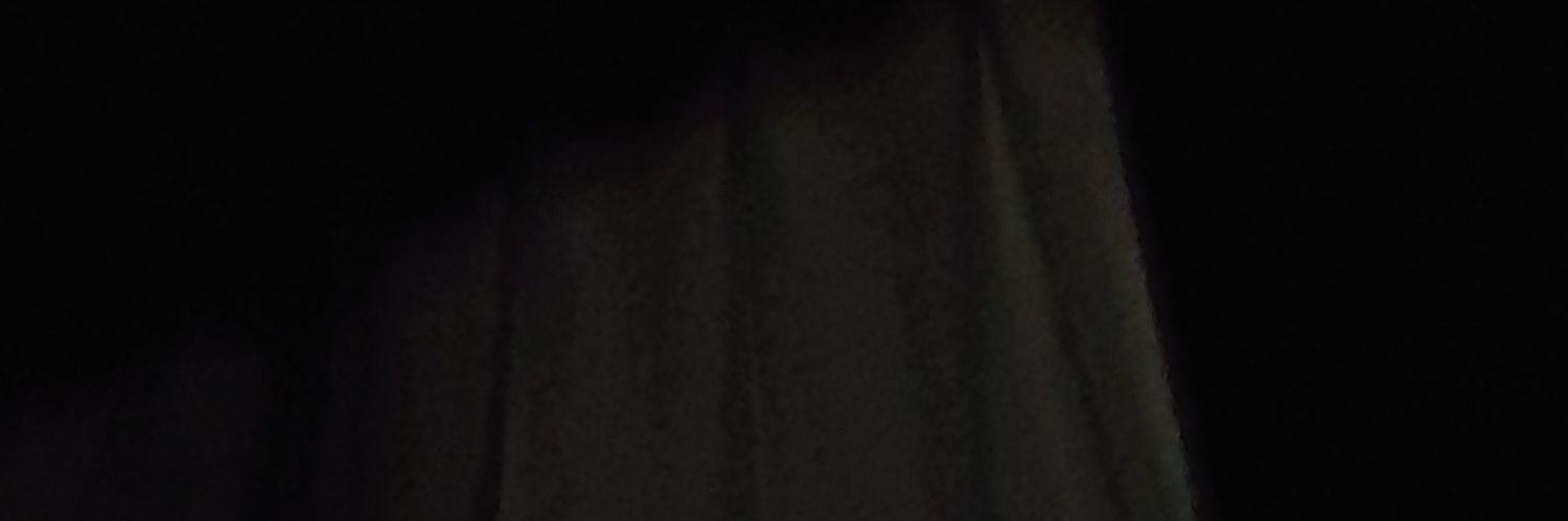 † banner