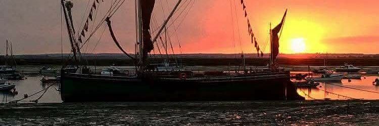 dazzapost's profile banner image
