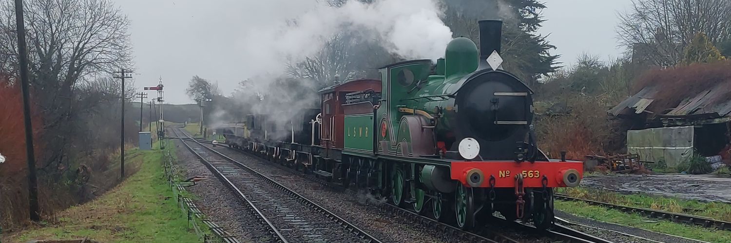 Rhino On The Track's banner
