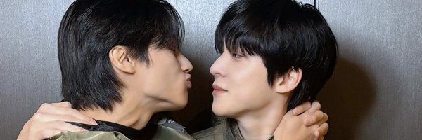 roz_atz Profile Banner