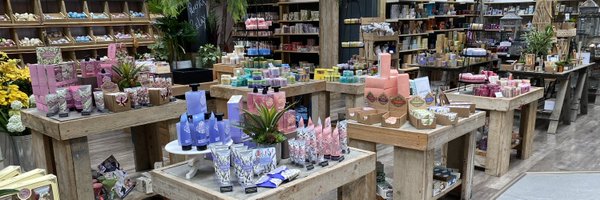 Flowerlanduk Profile Banner