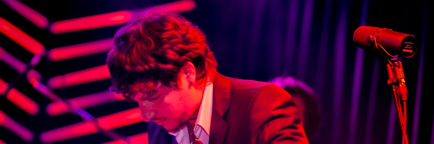 joaniturria's profile banner image