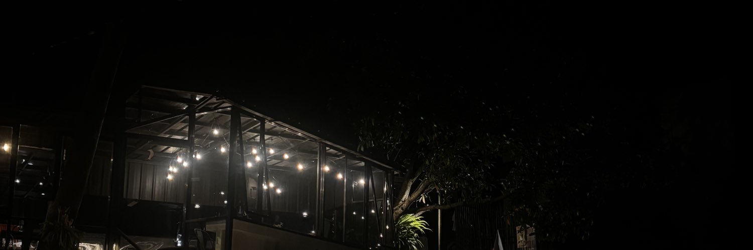zattlelly's profile banner image