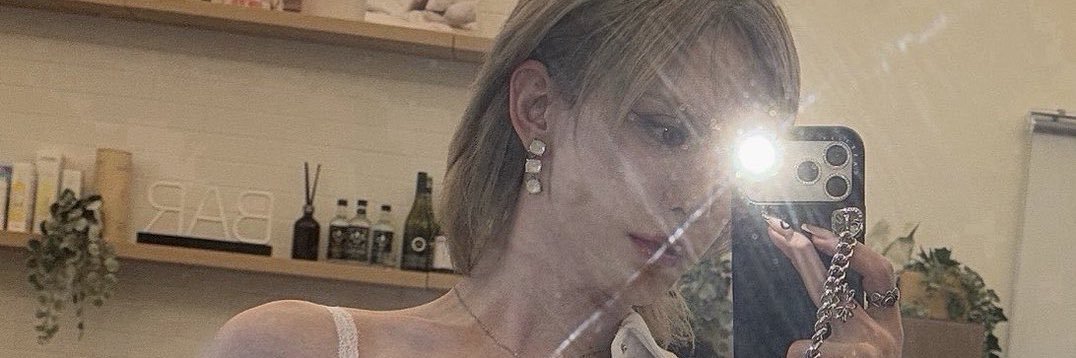 ɪ, ʟᴀʏᴄᴇ banner