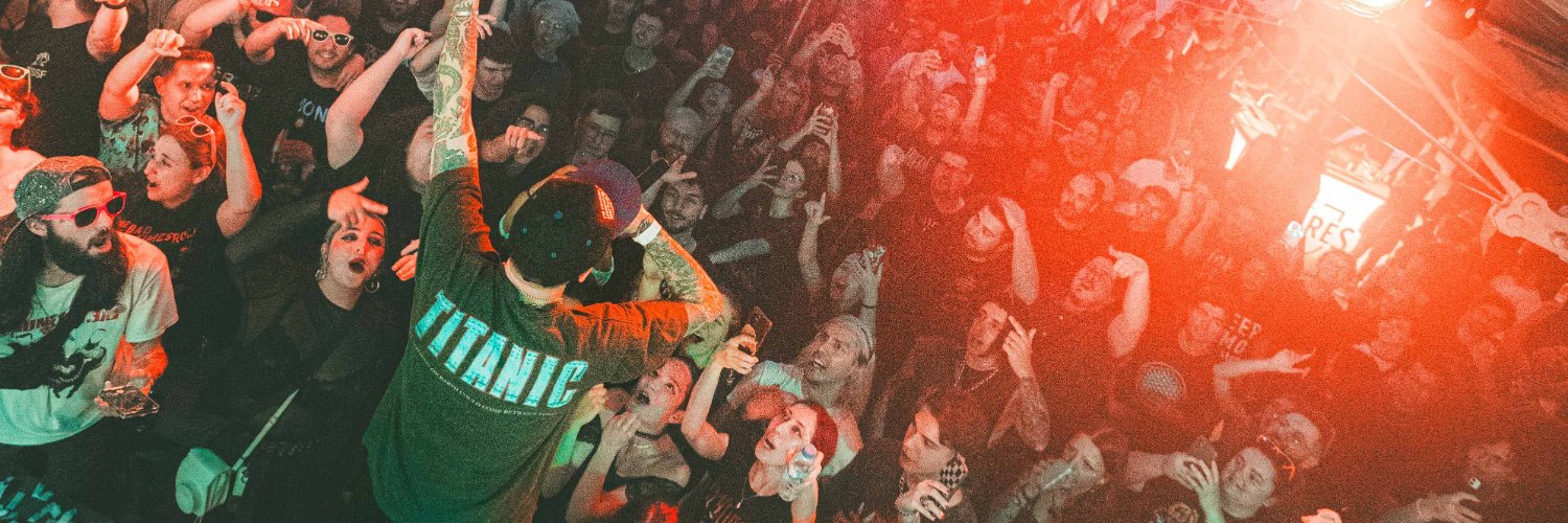 beingasaloser's profile banner image