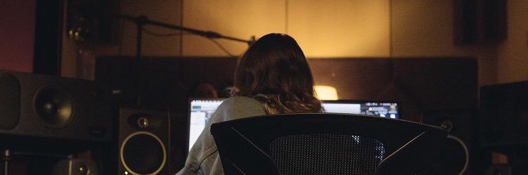 Daniela Cabrera banner