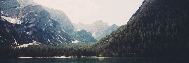 zroweboat's profile banner image