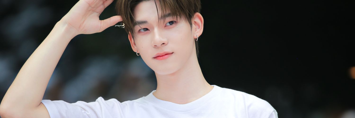 pinky_vl's profile banner image